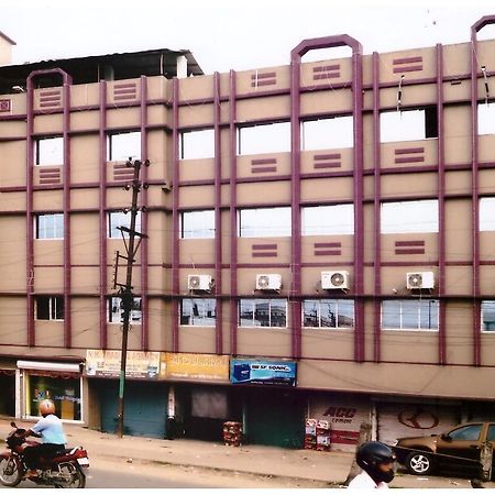 Hotel Vinayak Māldah Exterior foto