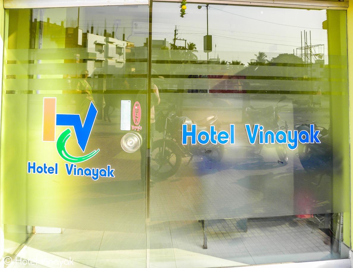 Hotel Vinayak Māldah Exterior foto